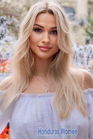 222985 - Oleksandra Age: 32 - Ukraine