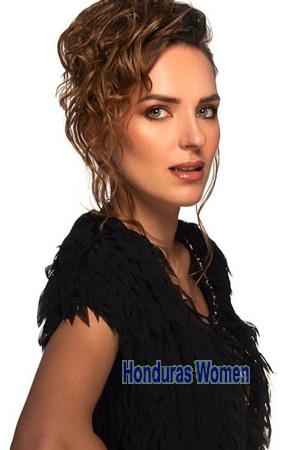 223018 - Anastasiia Age: 29 - Poland