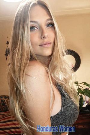 223297 - Lucia Age: 29 - Argentina