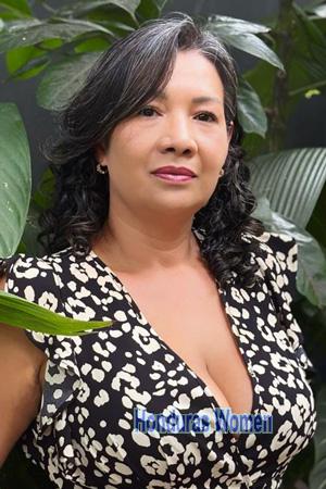223544 - Karem Age: 46 - Colombia
