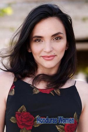 225287 - Cassandra Age: 29 - Argentina