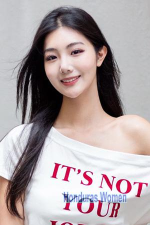 225871 - Xinyue Age: 24 - China