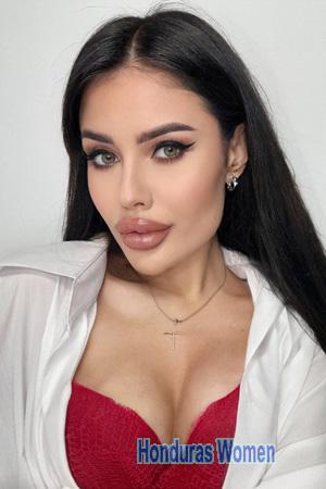 226063 - Anastasiia Age: 26 - Ukraine