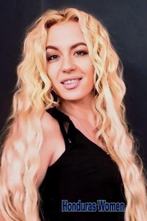 226071 - Anastasiia Age: 31 - Ukraine