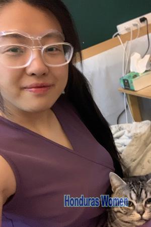 226738 - Jacinth Age: 28 - China