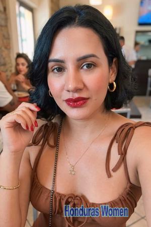 226816 - Iremsy Age: 34 - Colombia