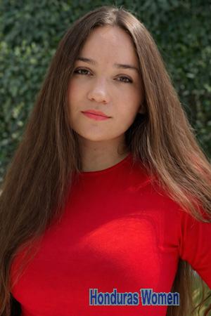 226824 - Daniela Milagro Age: 31 - Colombia