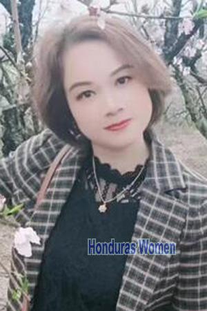 226909 - Lingyan Age: 49 - China