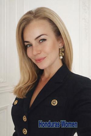 226952 - Vironika Age: 40 - Ukraine