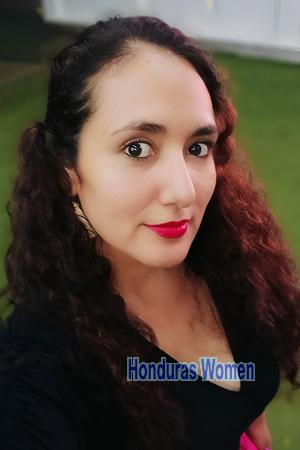 227199 - Grace Age: 34 - Peru