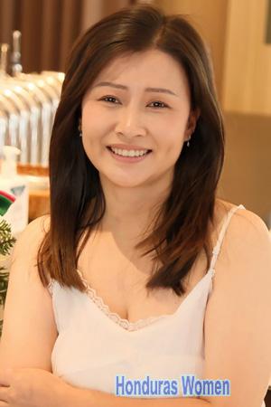 227212 - Yingying Age: 43 - China