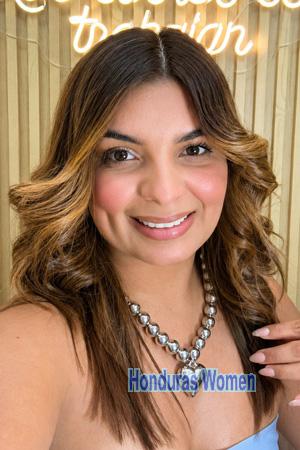 227527 - Paola Age: 31 - Colombia