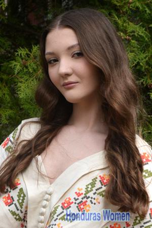 228185 - Sofia Age: 18 - Ukraine