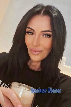 228196 - Nataliia Age: 49 - Ukraine