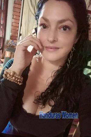 228477 - Shirley Age: 46 - Costa Rica