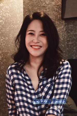 228714 - Meiyi Age: 41 - China