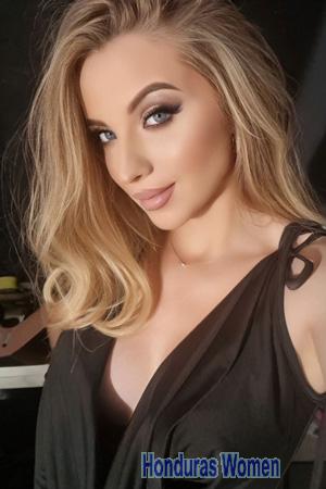 229128 - Anastasiia Age: 27 - Ukraine